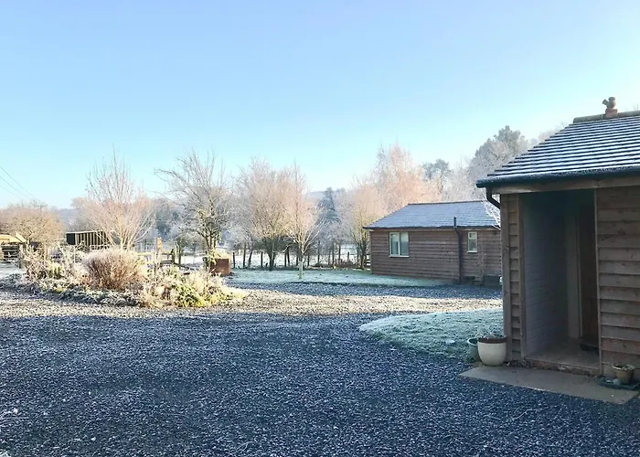 The Nut House - Squirrel Lane Lodges Ludlow